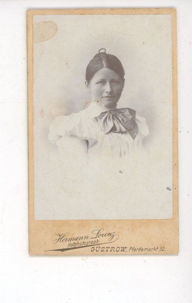 R35; CDV met een beschadiging., Verzenden, Voor 1940, Gebruikt