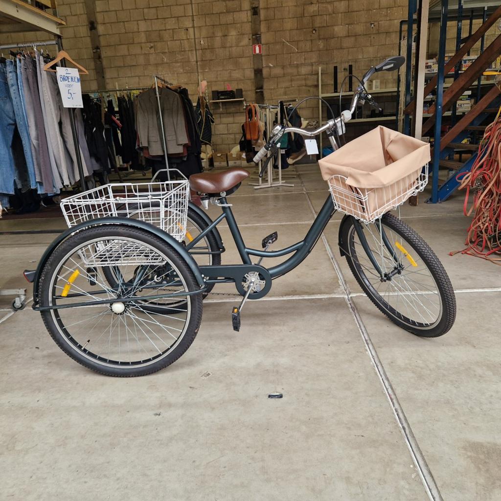 Verkocht! Zo goed als nieuwe driewiel fiets, Ophalen, Zo goed als nieuw, Onbekend, Onbekend