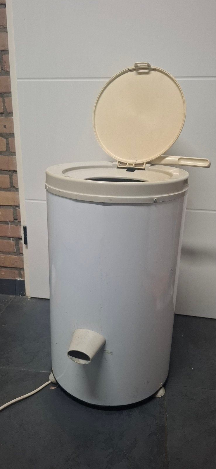 goedwerkende AEG centrifuge, Minder dan 4 kg, Ophalen, Overige typen, Minder dan 85 cm