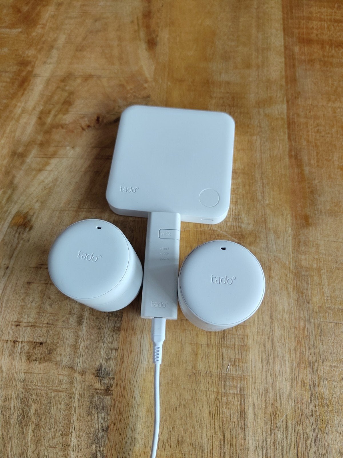 TADO slimme thermostaat met 2 radiator knoppen, Ophalen of Verzenden, Slimme thermostaat, Zo goed als nieuw