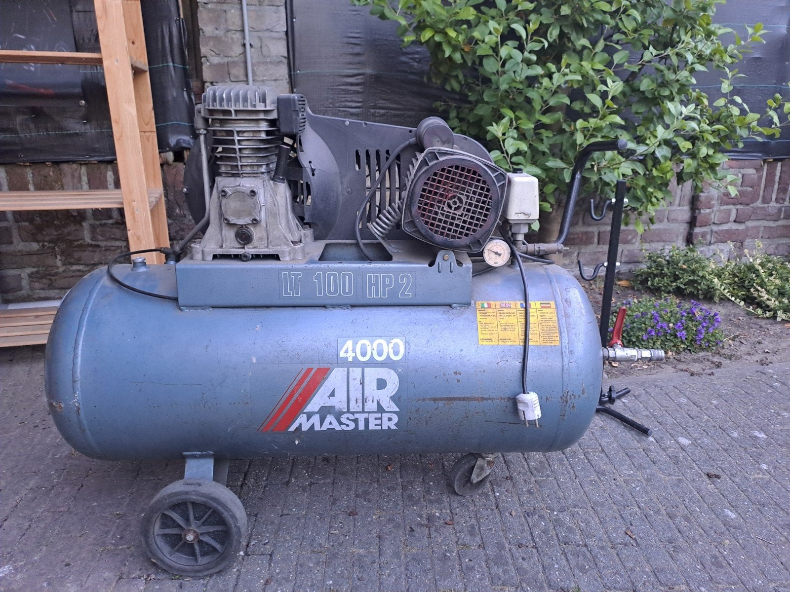Air Master 4000 LT 100 HP 2 Compressor, Ophalen