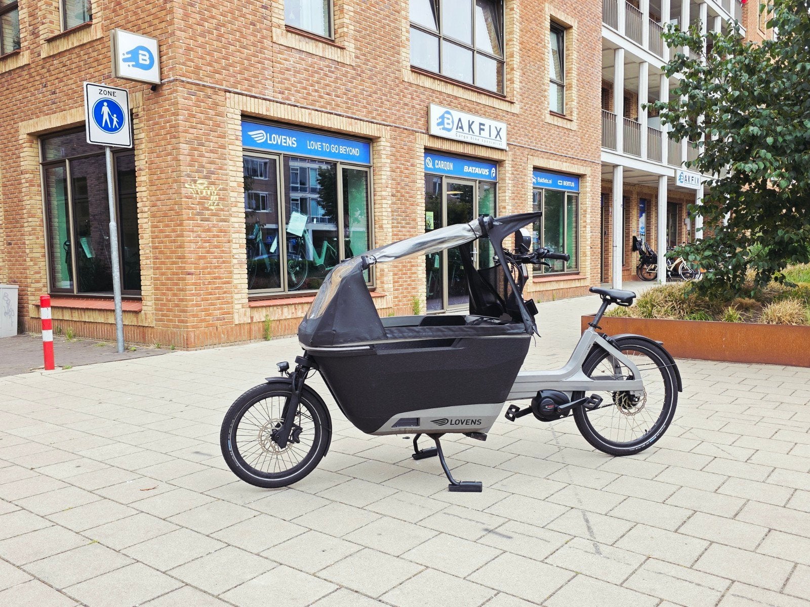 Showroommodel Lovens S75 bakfiets - Zo goed als nieuw, Fietsen en Brommers, Fietsen | Bakfietsen, 4 kinderen of meer, Zo goed als nieuw