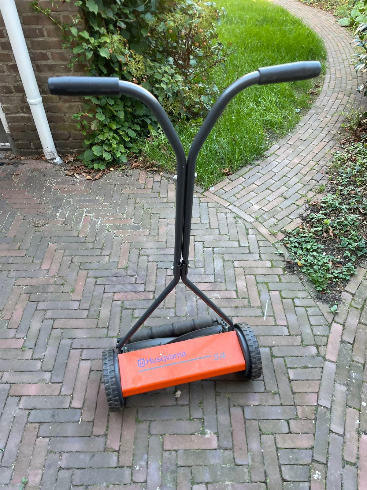 Husqvarna 54 handgrasmaaier, Tuin en Terras, Gebruikt, Handgrasmaaier, Ophalen of Verzenden, 40 t/m 49 cm