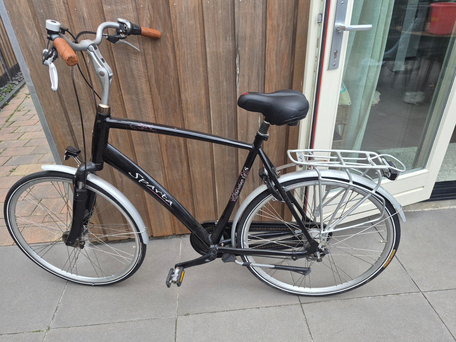 Sparta fiets met versnellingen en bagagedrager, Fietsen en Brommers, Fietsen | Dames | Damesfietsen, Ophalen, Sparta, Velgrem
