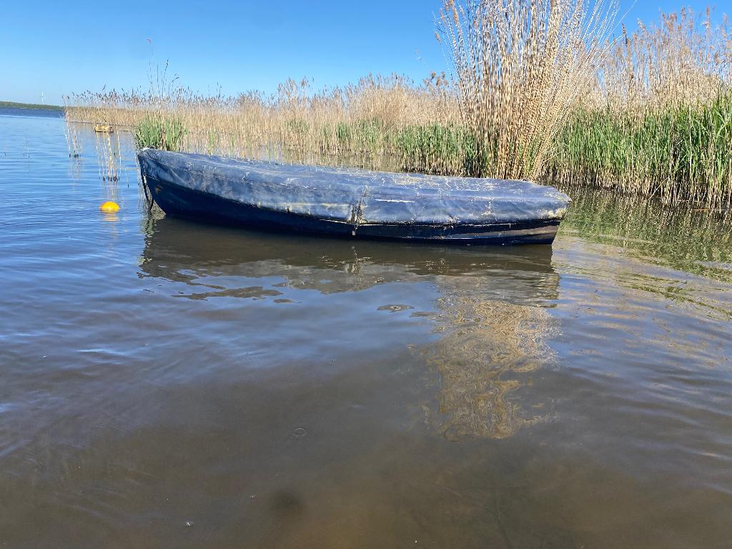Bootje met motor en peddels, Watersport en Boten, Ophalen, Gebruikt, Overige typen, Motorboot