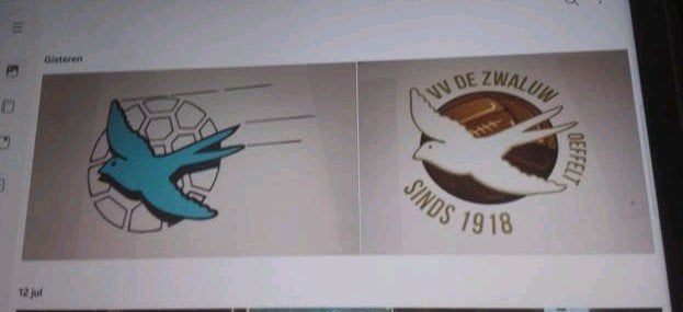 Gezocht Jubileum speldjes voetbal amateurs de Zwaluw Oeffelt, Ophalen of Verzenden, Gebruikt, Sport, Speldje of Pin