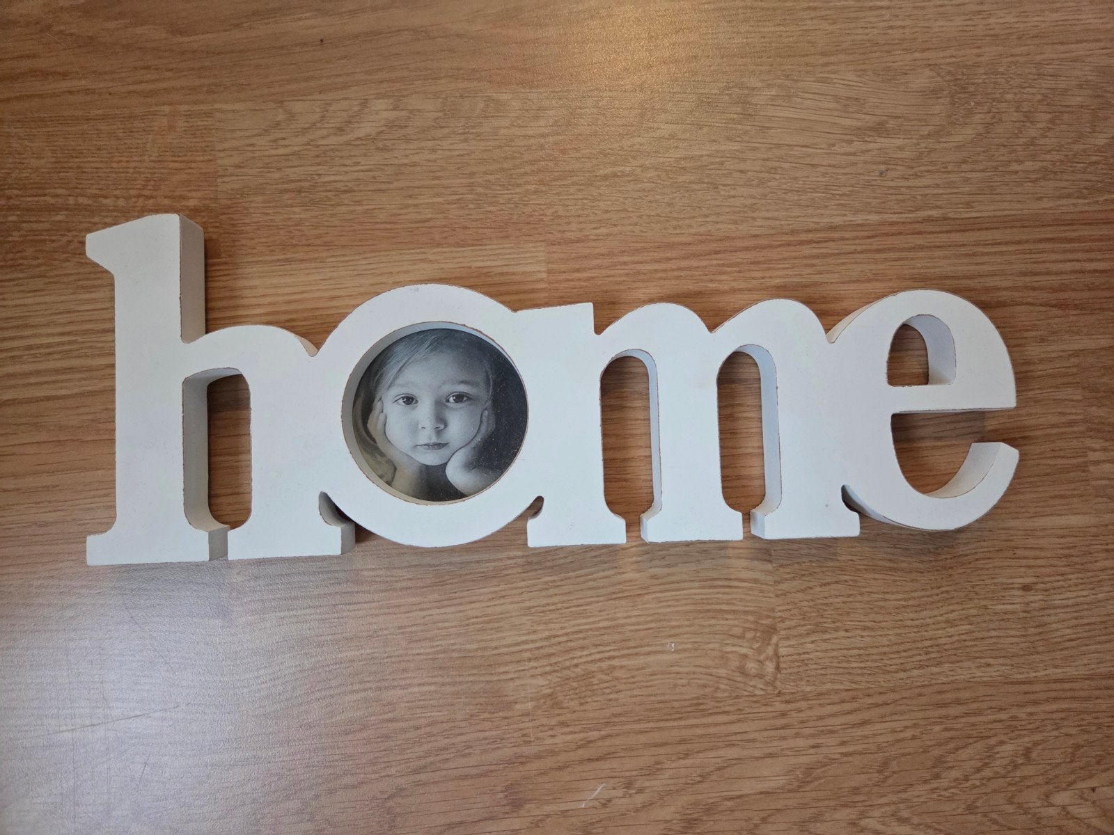Witte 'Home' fotolijst van hout, Gebruikt, Ophalen of Verzenden, Fotolijst, Wit