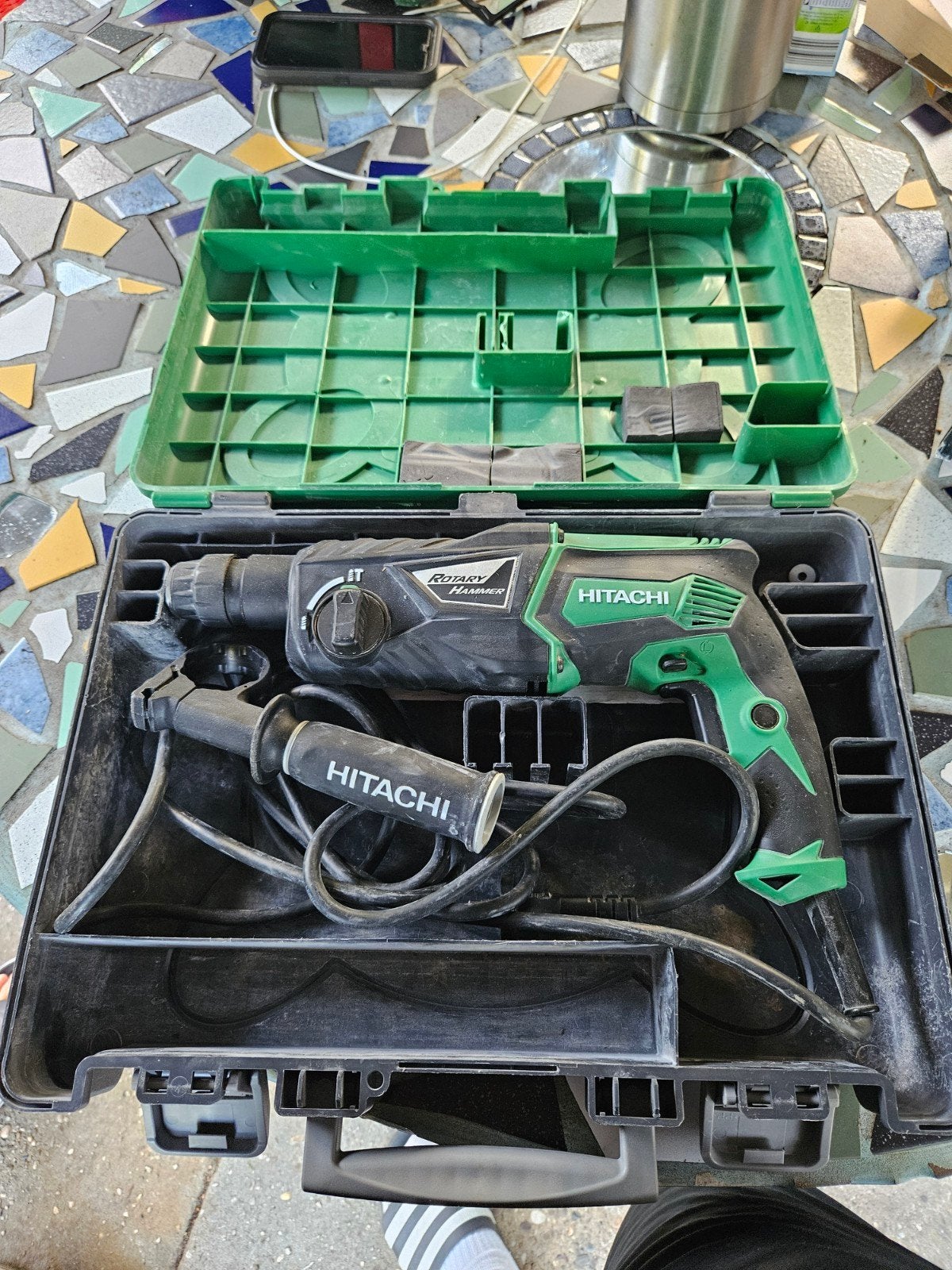 Hitachi Boorhamer - Krachtige en Betrouwbare Boormachine, Boor- en/of Breekhamer, Ophalen of Verzenden, Klopboormechanisme, Gebruikt
