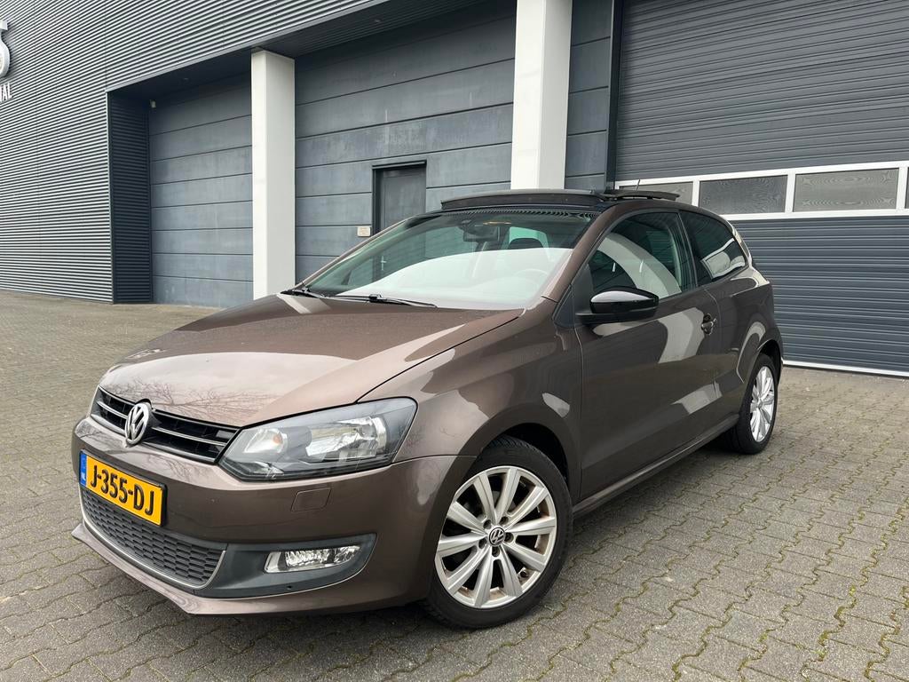 Volkswagen Polo pano dak-airco-cruise control, Auto's, Voorwielaandrijving, Overige kleuren, 1198 cc, Bedrijf