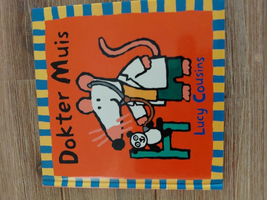 Muis boekenpakket /Lucy Cousins, Boeken, Ophalen, Zo goed als nieuw, 3 tot 4 jaar