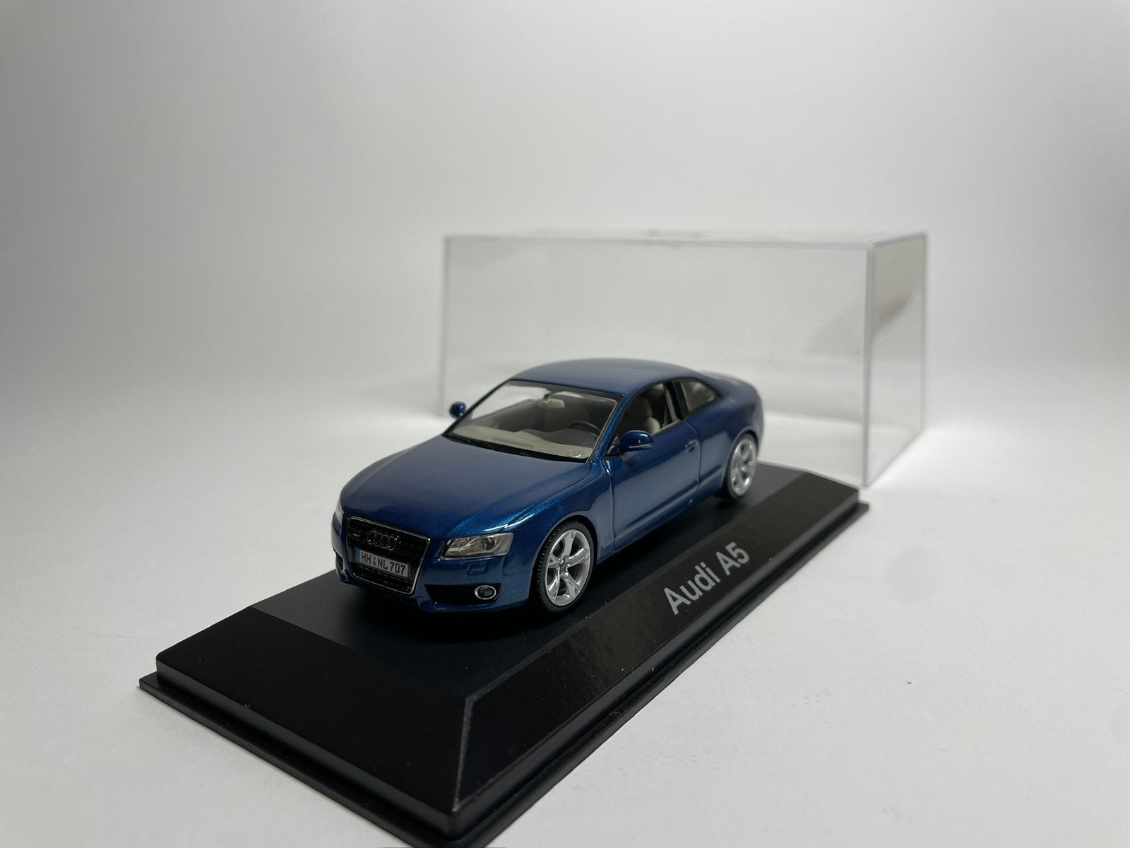 Schuco Audi A5 collectors model, Ophalen of Verzenden, Zo goed als nieuw, Auto, MiniChamps