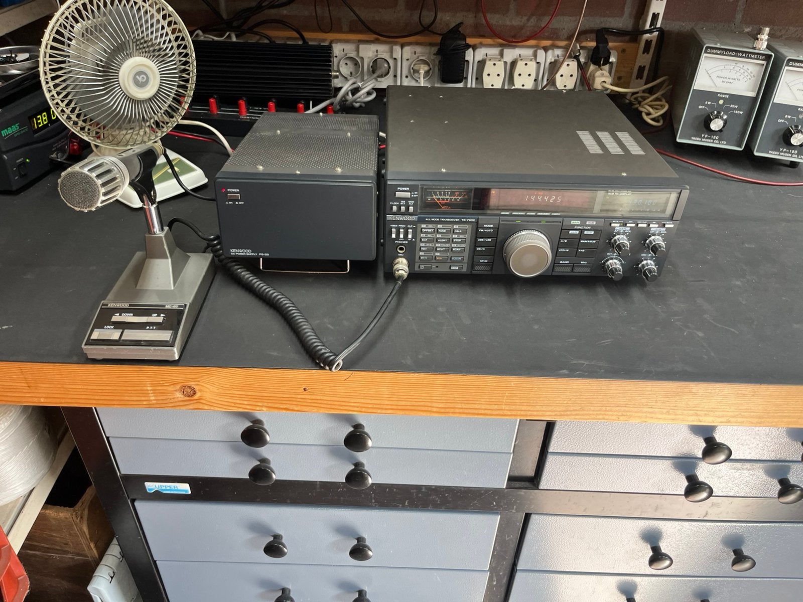 Kenwood ts790 dualbander kenwood mc60 kenwood sp33, Telecommunicatie, Zenders en Ontvangers, Ophalen, Zo goed als nieuw