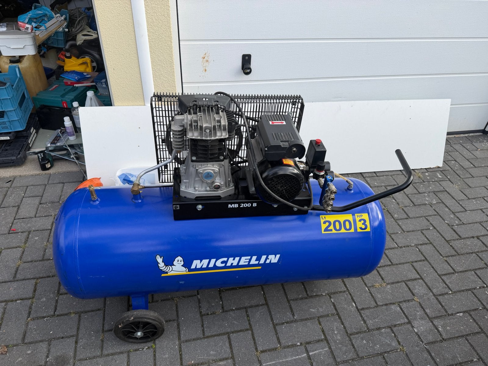 Michelin Compressor 200 liter, 10 bar, 220V, Ophalen, 400 tot 800 liter/min, Zo goed als nieuw, 10 bar of meer