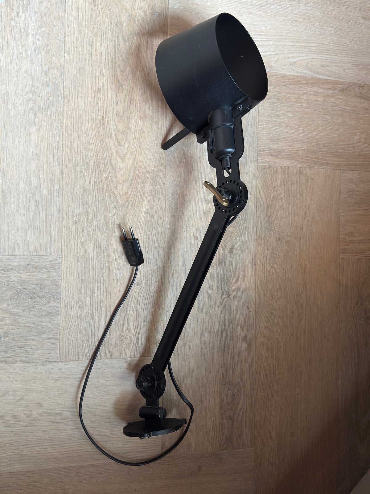 Tonone Bolt Sidefit wandlamp - Zwart, verstelbaar, Ophalen, Gebruikt, Zwart, Overige fittingen