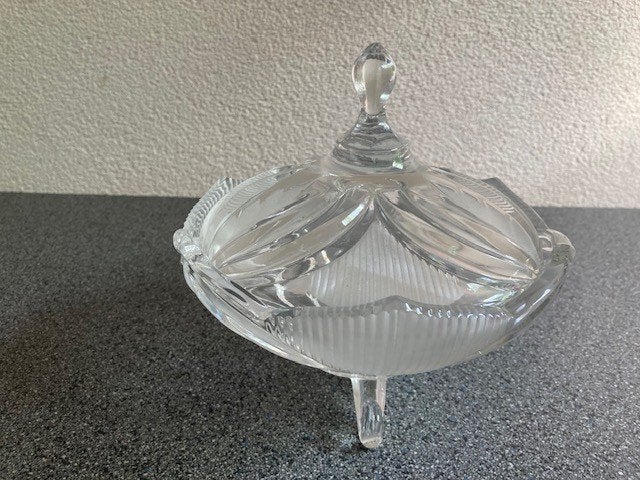 KRISTAL bonbonniere geslepen helder en frosted patroon, Ophalen of Verzenden