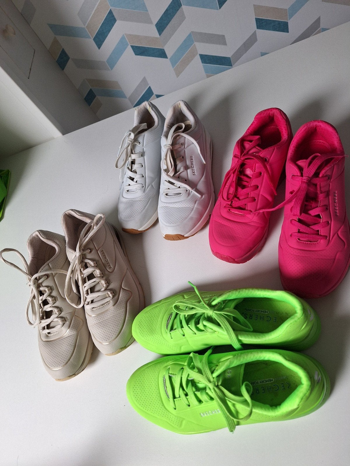 4 paar skechers, maat 39, Ophalen of Verzenden, Zo goed als nieuw, Overige kleuren, Sneakers of Gympen