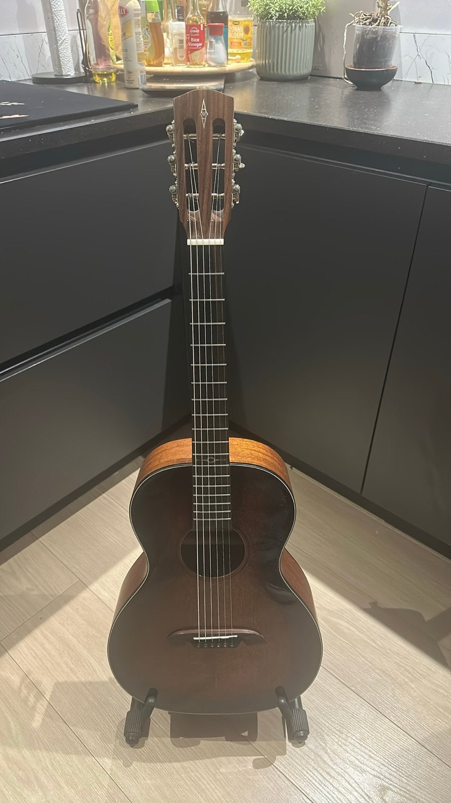 Alvarez Ap66 SB Afrikaans Mahonie Akoestische Gitaar, Ophalen, Zo goed als nieuw, Western- of Steelstringgitaar