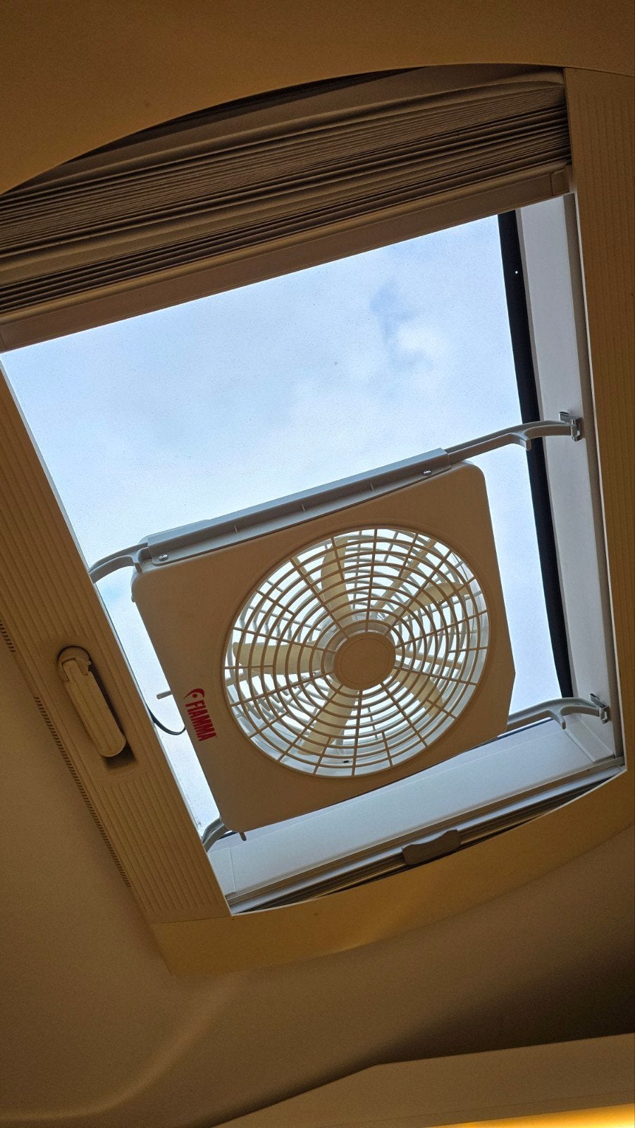 Fiamma Turbo Vent Premium dakluik ventilator, Ophalen, Gebruikt