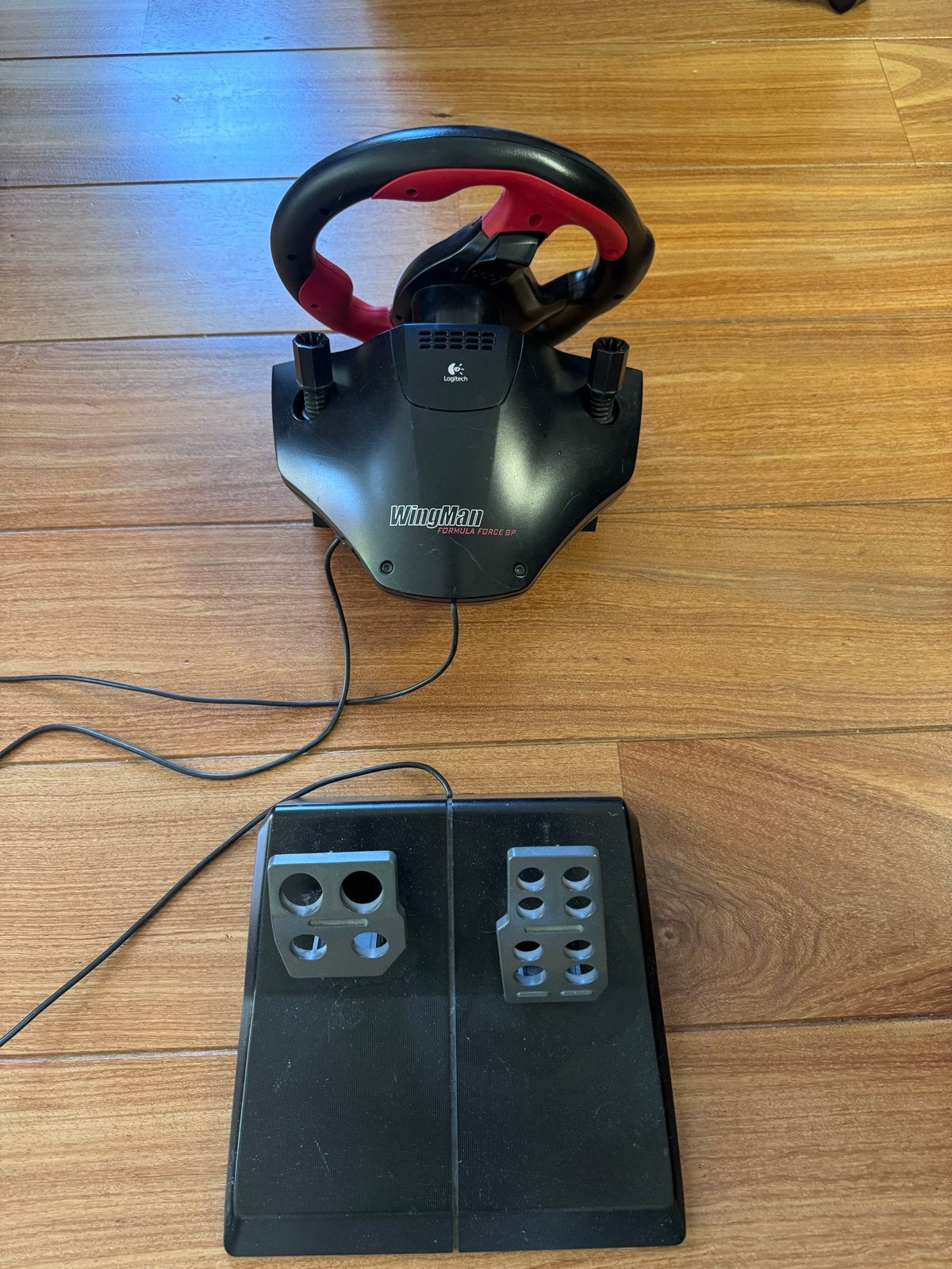 Logitech WingMan Formula Force GP racestuur met pedalen, Ophalen, Racestuur, Gebruikt, Force feedback