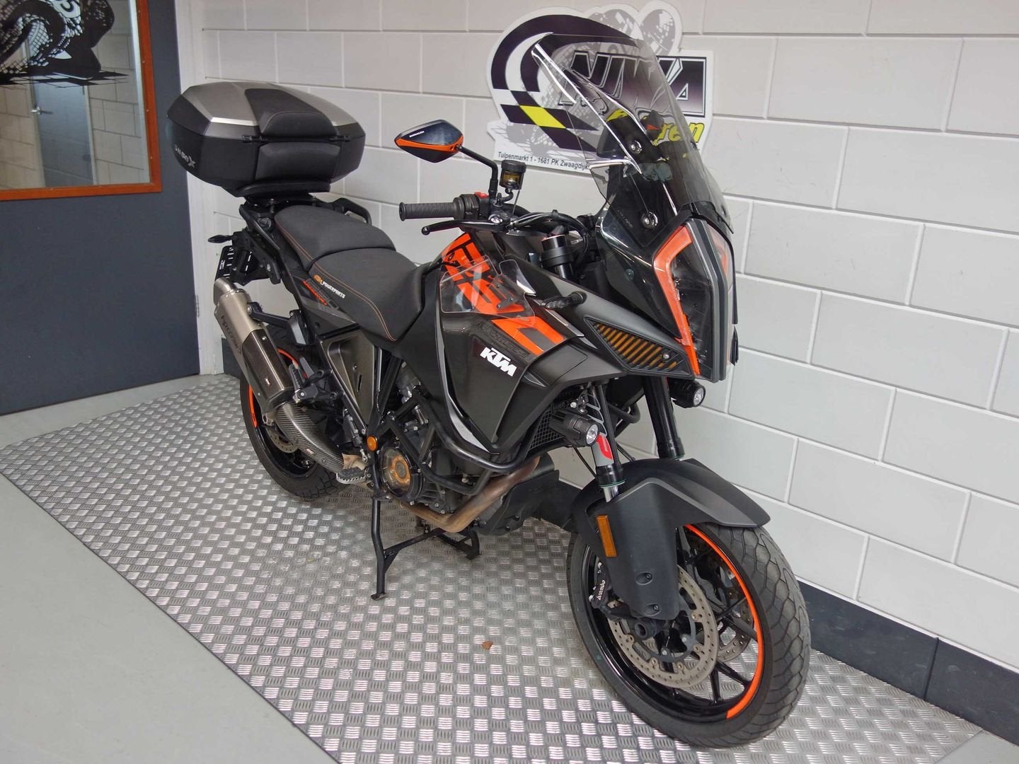 KTM 1290 SUPER ADVENTURE S, 2 cilinders, KTM, Motorrijbewijs A, Bedrijf