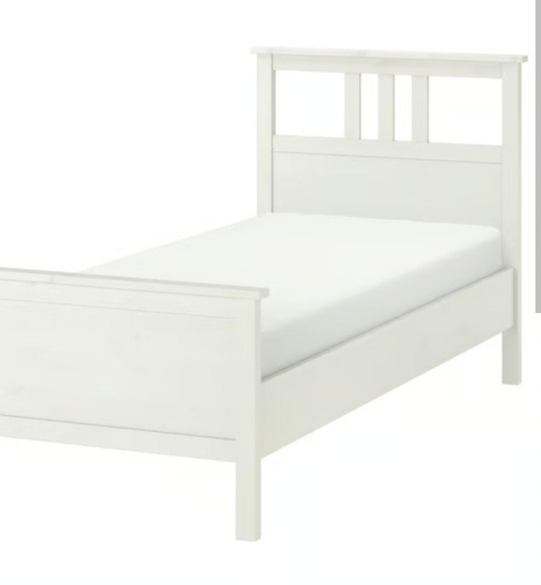 IKEA Hemnes bed 90x200 cm, zo goed als nieuw, Ophalen