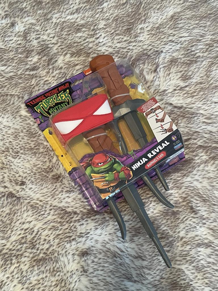 Teenage Mutant Ninja Turtles - Raphael Transforming Sai, Ophalen of Verzenden, Nieuw