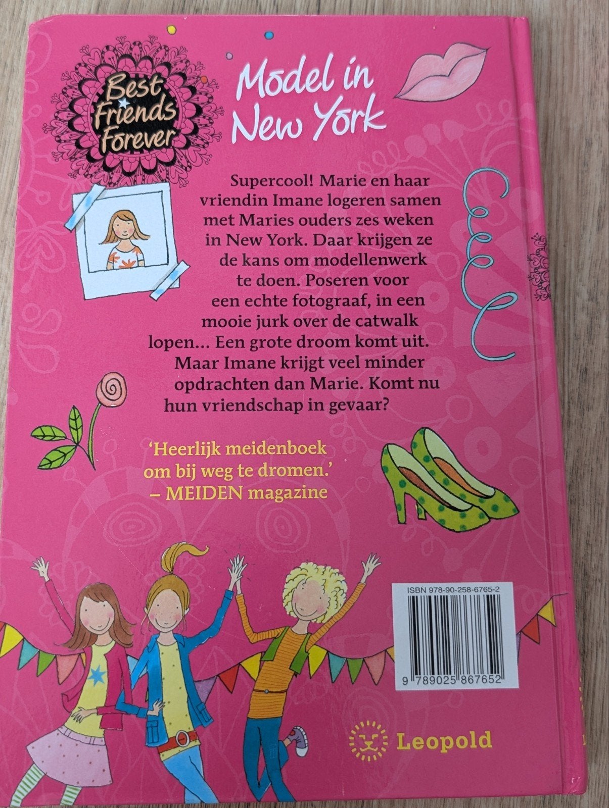 Joke Reijnders - Model in New York, Ophalen of Verzenden, Zo goed als nieuw, Joke Reijnders