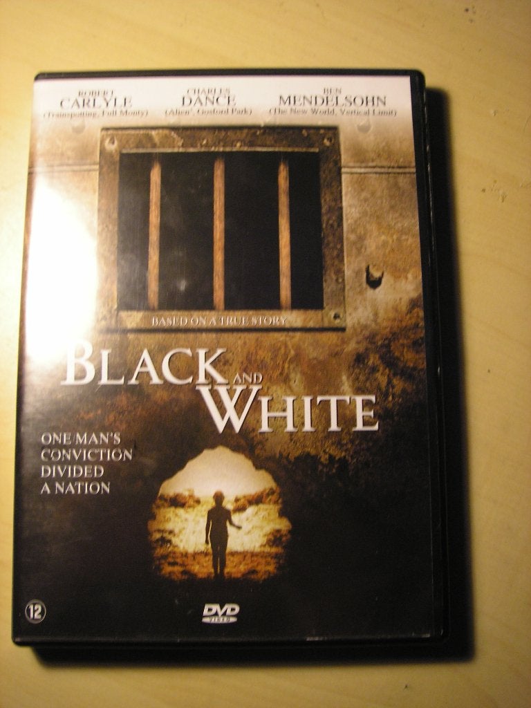 Black & white [3219], Alle leeftijden, Ophalen of Verzenden, Gebruikt, Overige genres