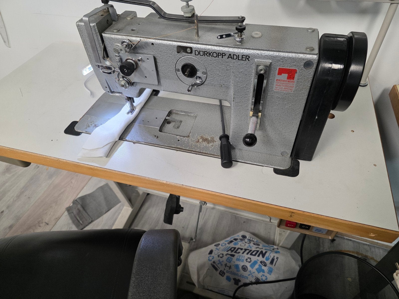 Dürkopp Adler Leernaaimachine - Perfect voor Dikke Stoffen, Overige merken, Gebruikt, Ophalen of Verzenden, Naaimachine