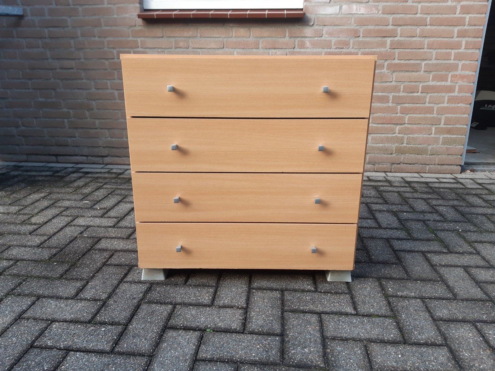 Gratis af te halen, ladenkastje, Ophalen, Gebruikt, 50 tot 100 cm, 3 of 4 laden