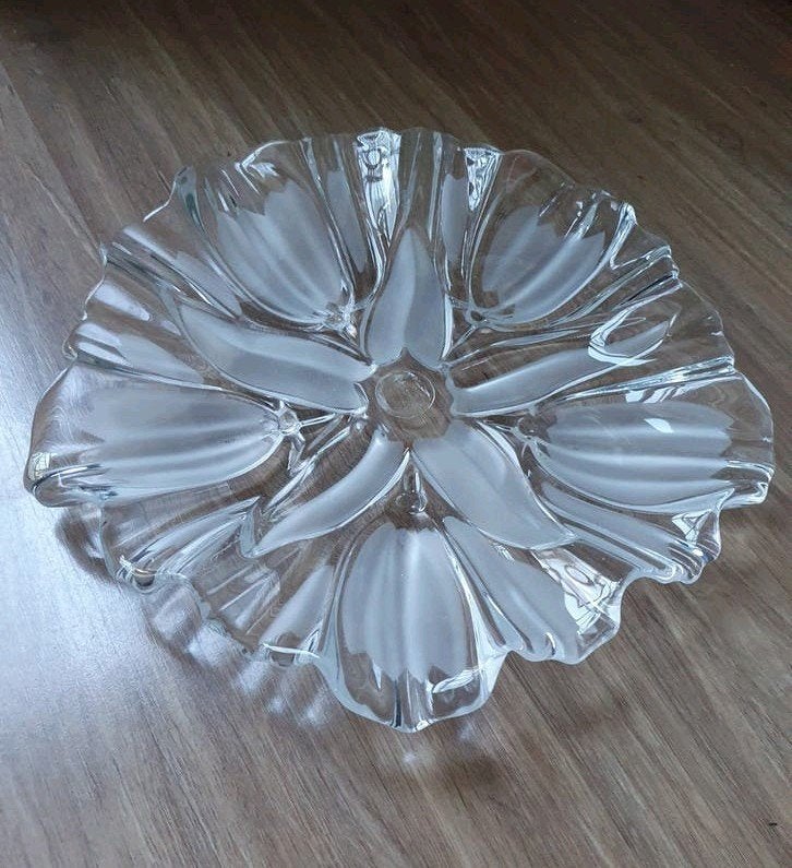 Glazen bonbonschaaltje in bloemvorm, Ophalen of Verzenden
