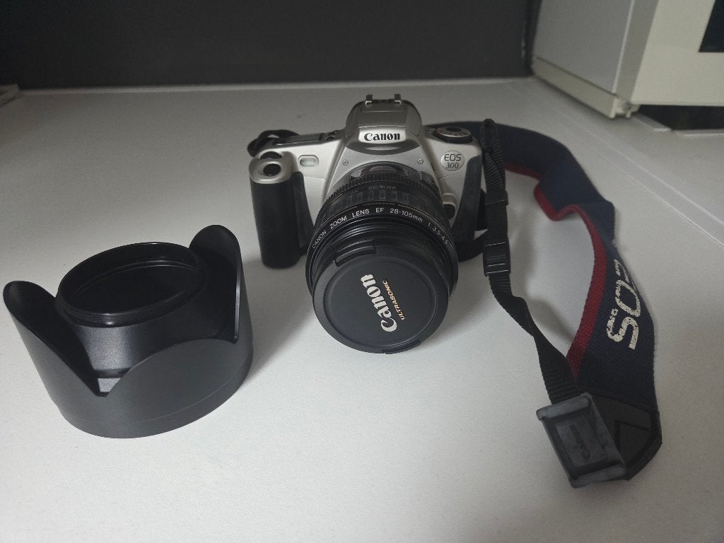 Canon Eos 300 analoog met EF 28/105mm objectief en draagriem, Ophalen, Gebruikt, Spiegelreflex, Canon