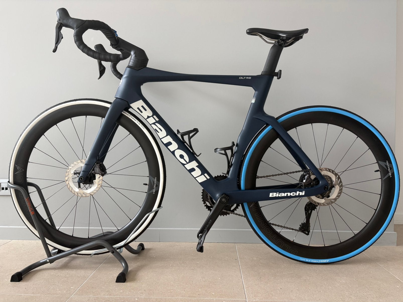 Bianchi Oltre Comp 2025 maat 57, Carbon, Zo goed als nieuw, Meer dan 20 versnellingen, 53 tot 57 cm