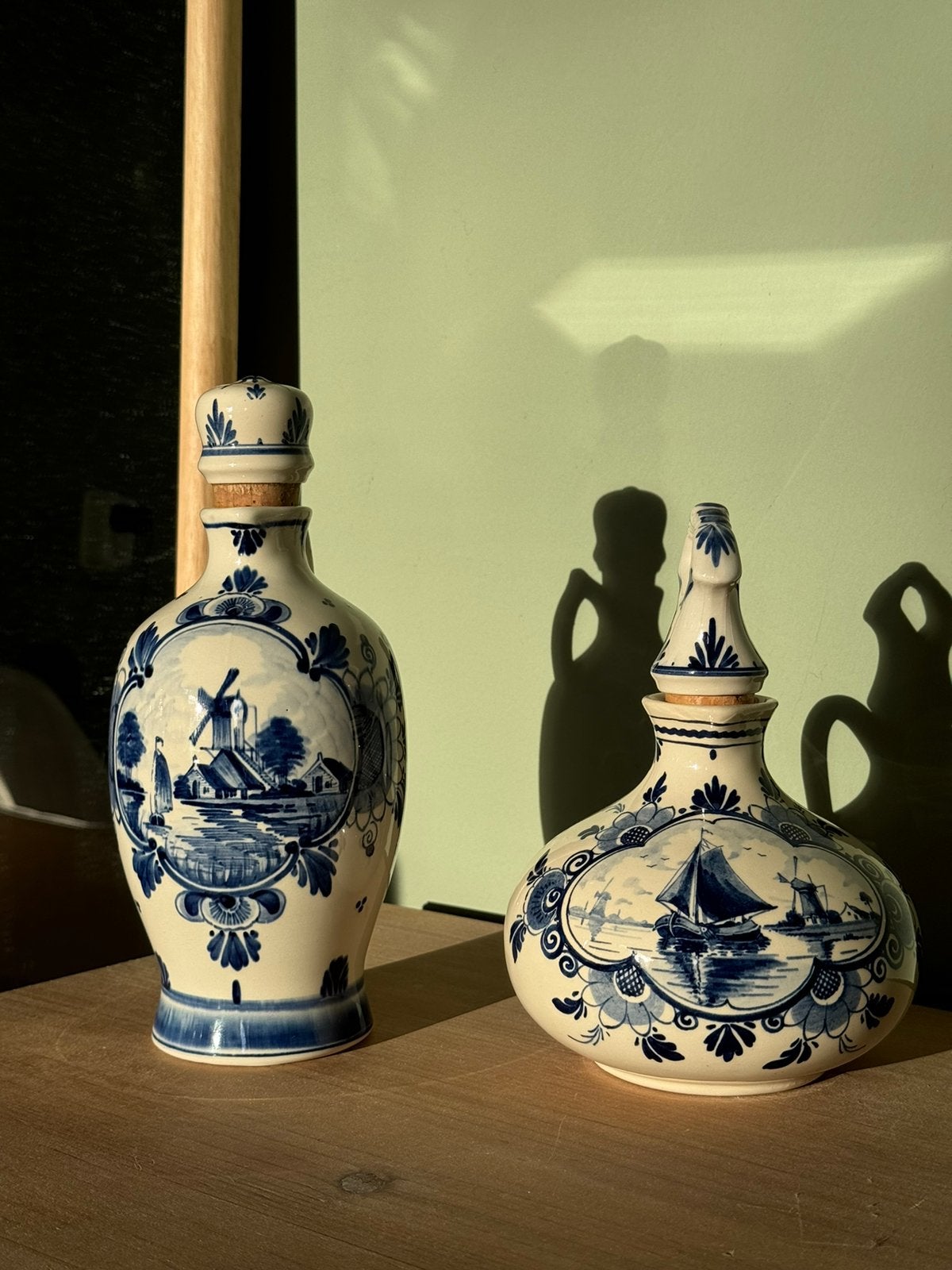 Delfts blauwe set (kruik en oliekannetje), Antiek en Kunst, Ophalen