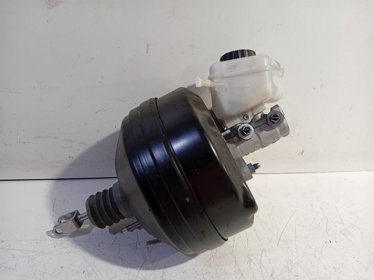 Hoofdrem cylinder BMW 4 serie, Onderdelen@venauto.nl, Van der Ven Autorecycling B.V., Gebruikt, Ettenseweg 76, 4706 PB Roosendaal, The Netherlands