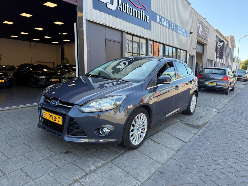 Ford Focus 1.6 EcoBoost First Edition, Gebruikt, 150 pk, Leder en Stof, Bedrijf