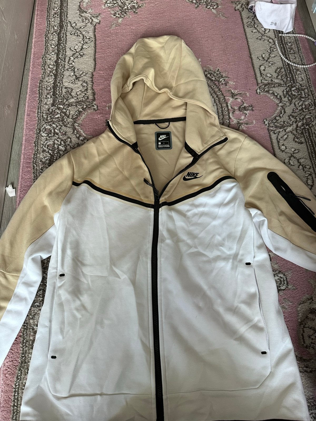 Nike Tech Fleece Set - Hoodie en Joggingbroek, Maat 52/54 (L), Beige, Ophalen of Verzenden, Zo goed als nieuw