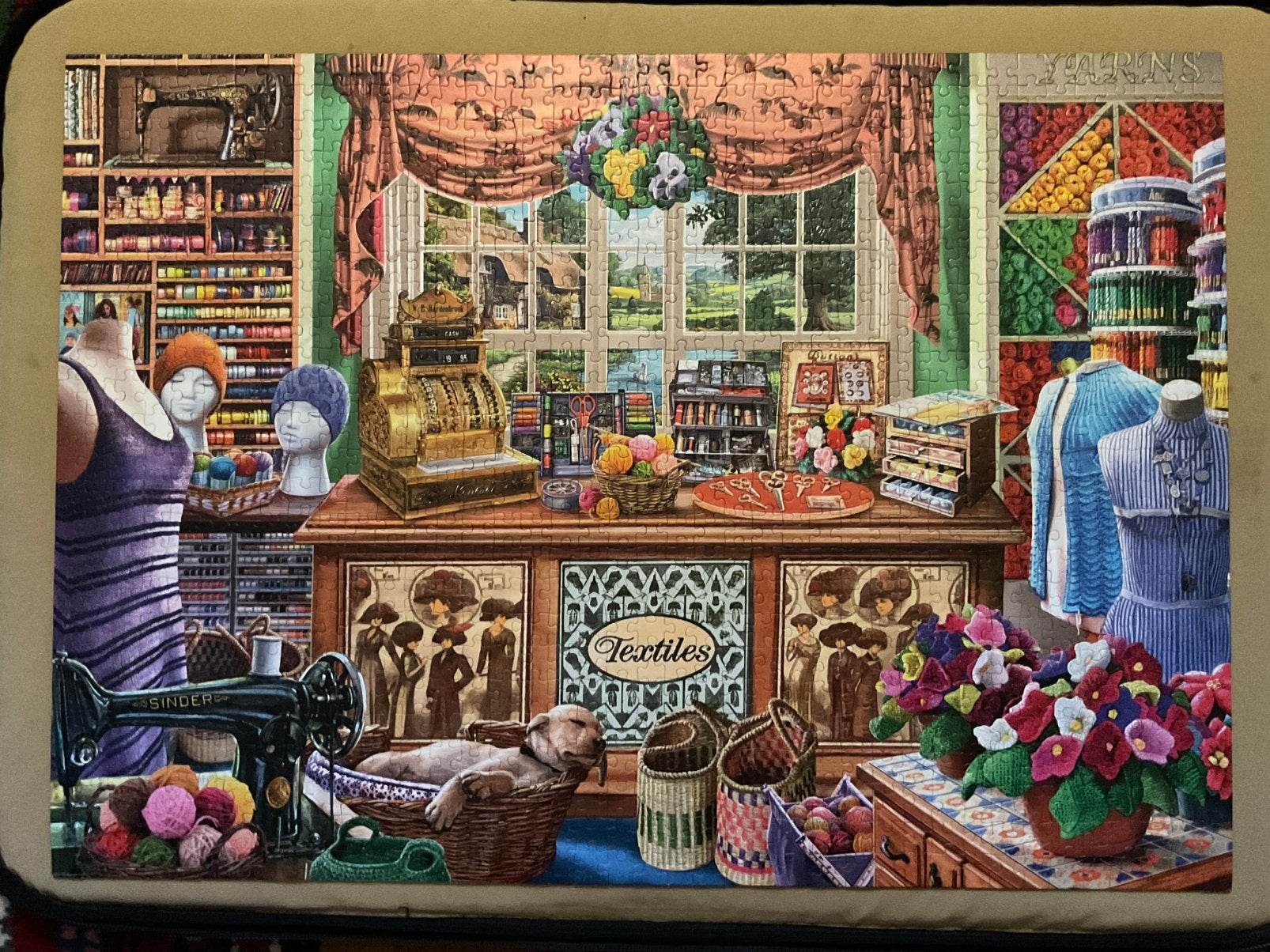 Falcon de luxe The Haberdashers shoppe - Steve Crisp, Ophalen of Verzenden, 500 t/m 1500 stukjes, Zo goed als nieuw, Legpuzzel