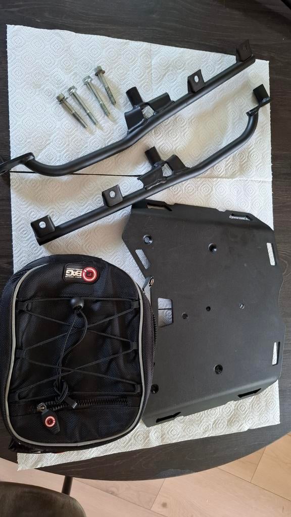 Yamaha Tenere bagagerek met tasje, Motoren, Ophalen, Gebruikt