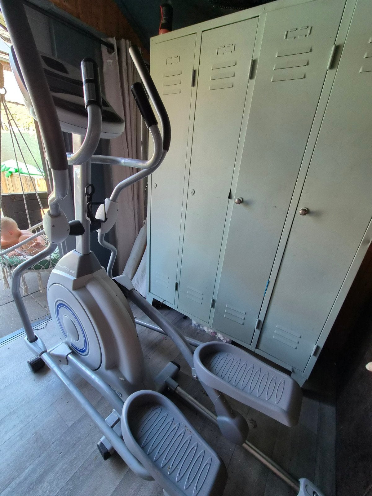Gratis Crosstrainer Flow Fitness - Adapter Zelf Bestellen, Ophalen, Zo goed als nieuw, Benen, Crosstrainer