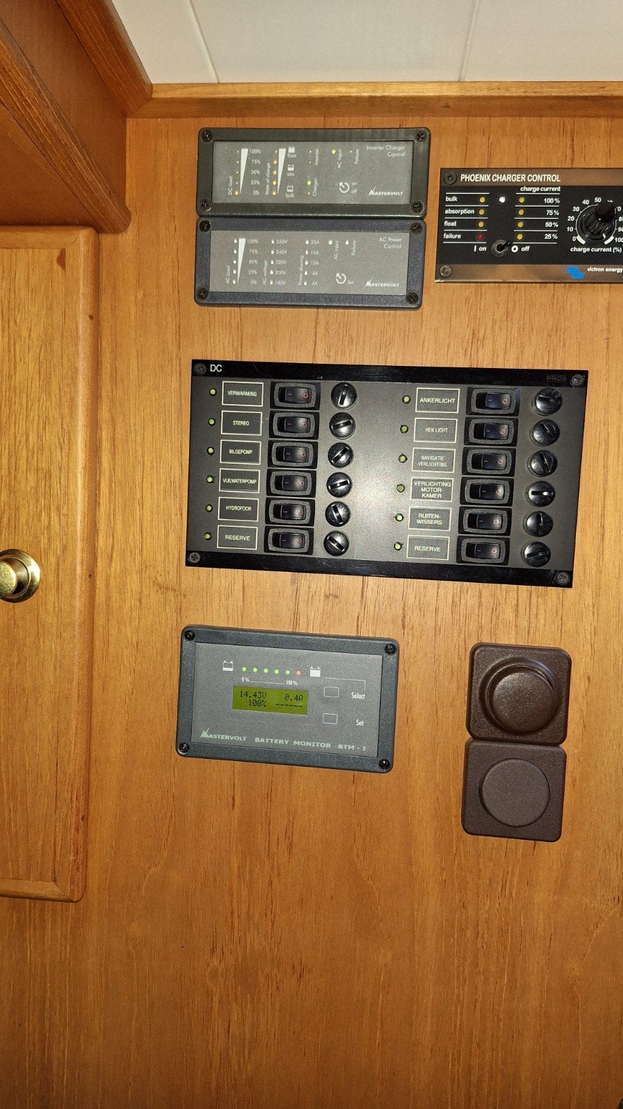 Aangeboden complete mastervolt combi installatie werkend te, Watersport en Boten, Ophalen of Verzenden, Gebruikt, Overige typen
