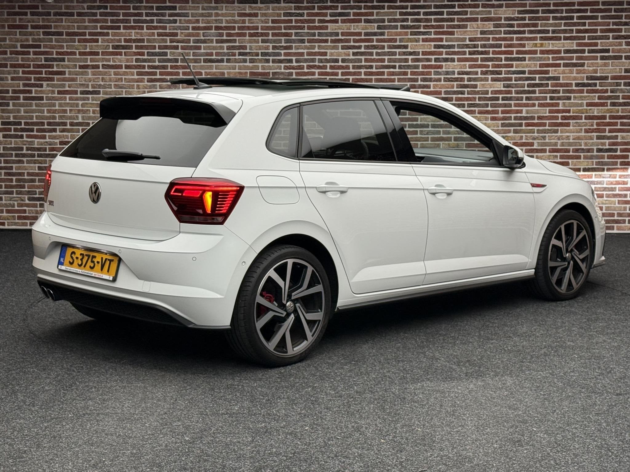Volkswagen Polo 2.0 TSI GTI | Pano |, Gebruikt, 4 cilinders, 1984 cc, Wit