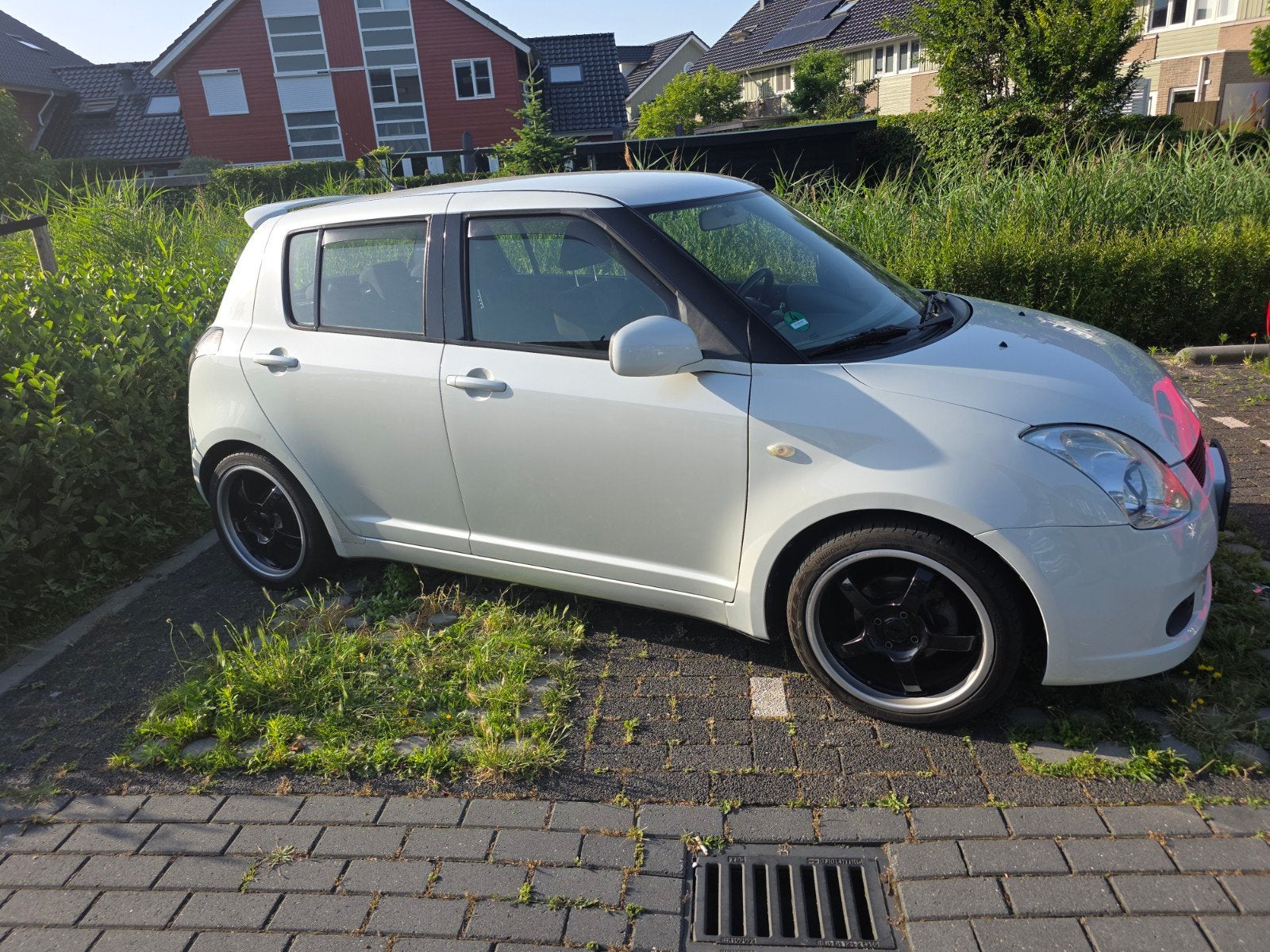 Suzuki Swift 1.3 5DRS 2007 Wit, Voorwielaandrijving, 40 €/maand, 400 kg, Origineel Nederlands
