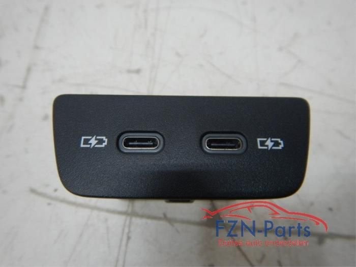 VW Polo 2G USB-C Poorten Middenconsole, Auto-onderdelen, Ophalen of Verzenden, Gebruikt