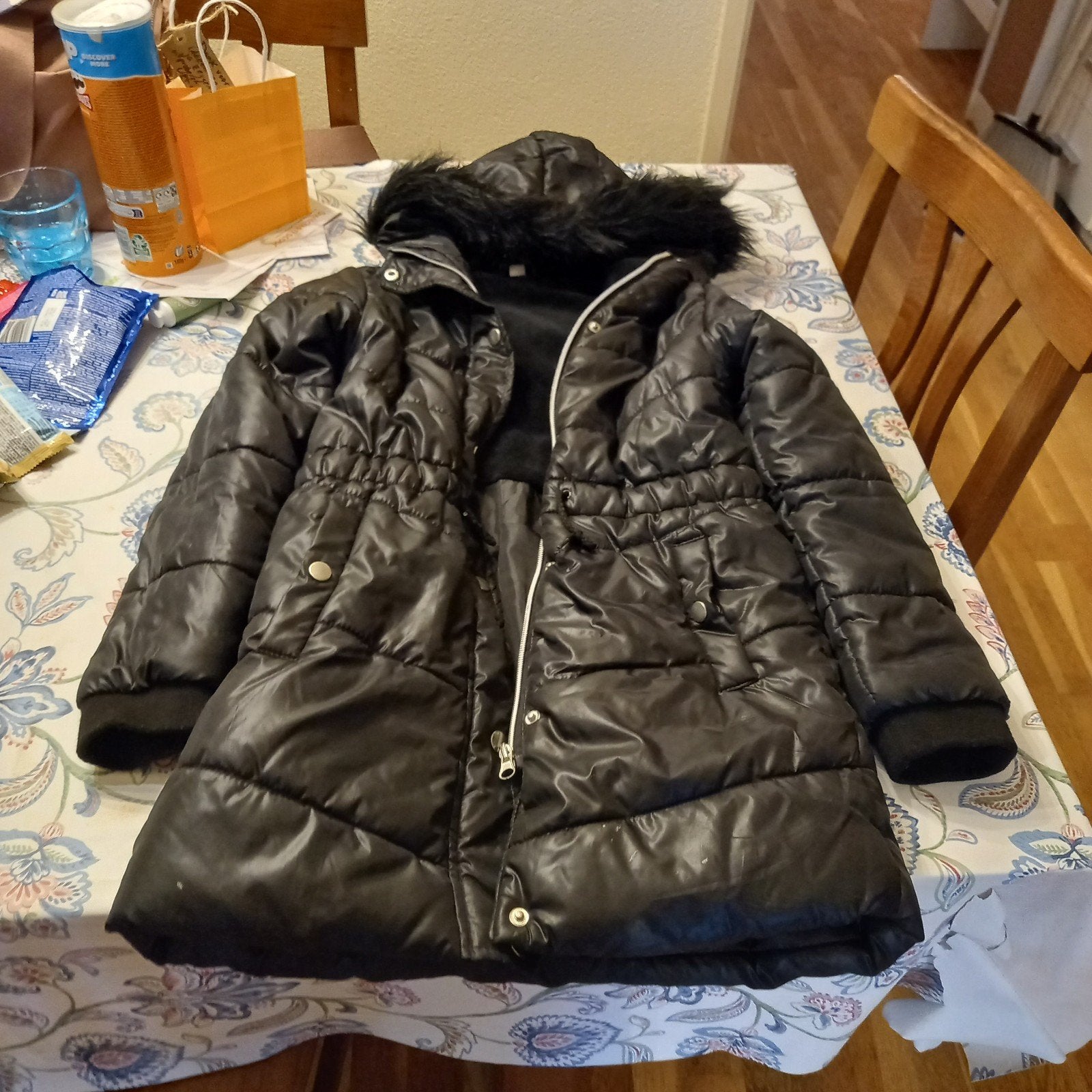 Zwarte gewatteerde winterjas met capuchon - Maat 146/152, Kleding | Dames, Zeeman, Zwart, Maat 42/44 (L), Ophalen of Verzenden