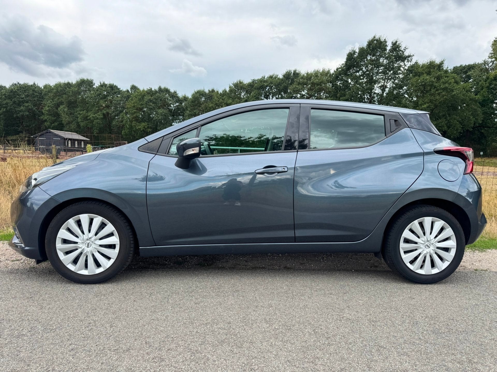 Nissan Micra 1.0 IG-T Acenta dealer onderhouden|Apple CarPla, Dealer onderhouden, Euro 6, Origineel Nederlands, Grijs