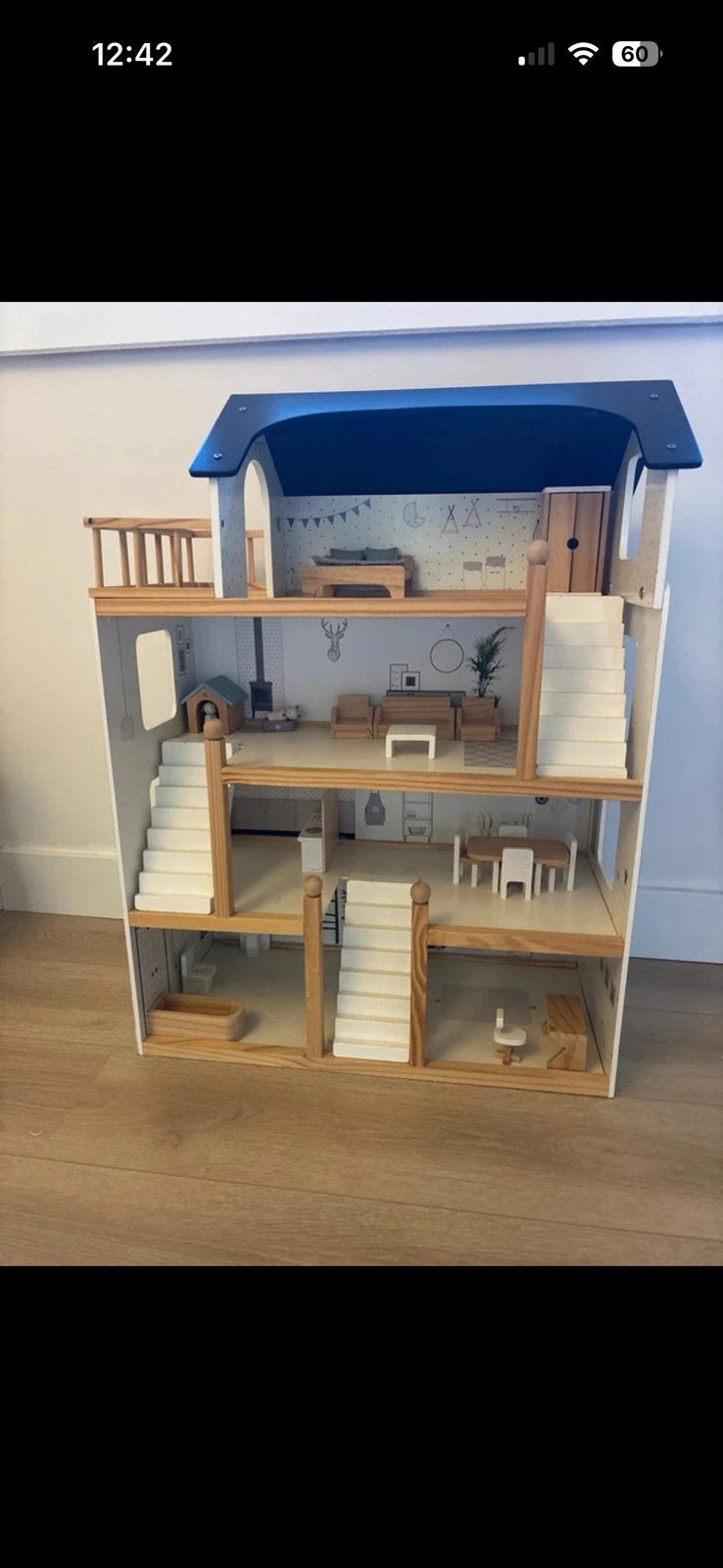 Petite Amélie poppenhuis met meubeltjes, Ophalen, Zo goed als nieuw, Poppenhuis