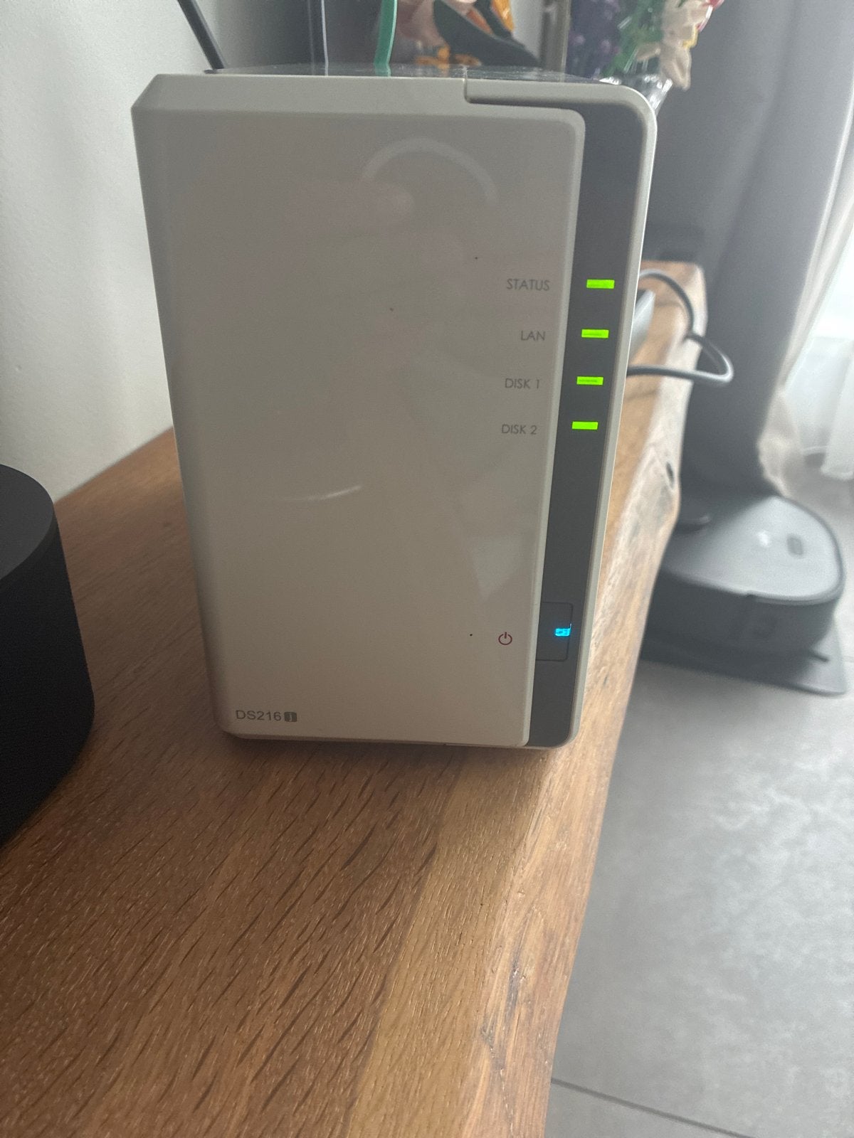 Synology DS216j NAS met 2x 2TB WD NAS HDD's, Ophalen of Verzenden, Zo goed als nieuw