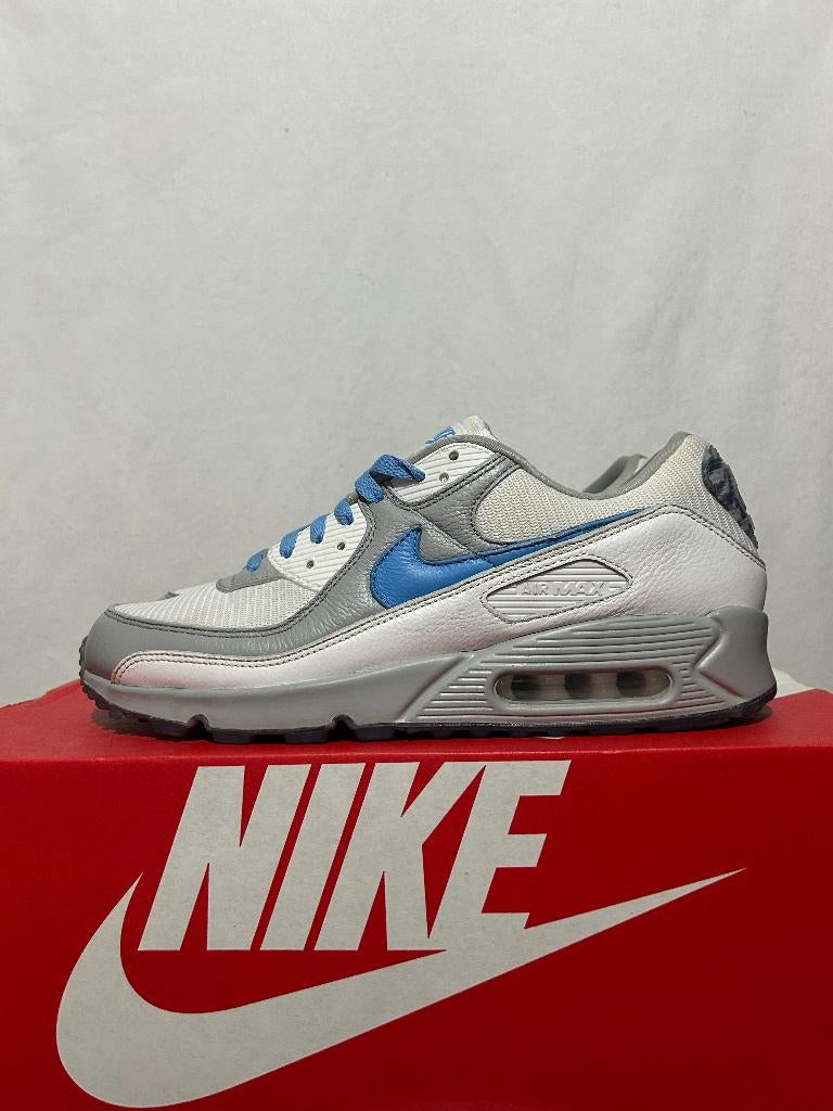 ALS NIEUW! Maat 44,5 - Nike Air Max 90 By You Custom, Kleding | Heren, Schoenen, Overige kleuren, Verzenden, Nike, Nike