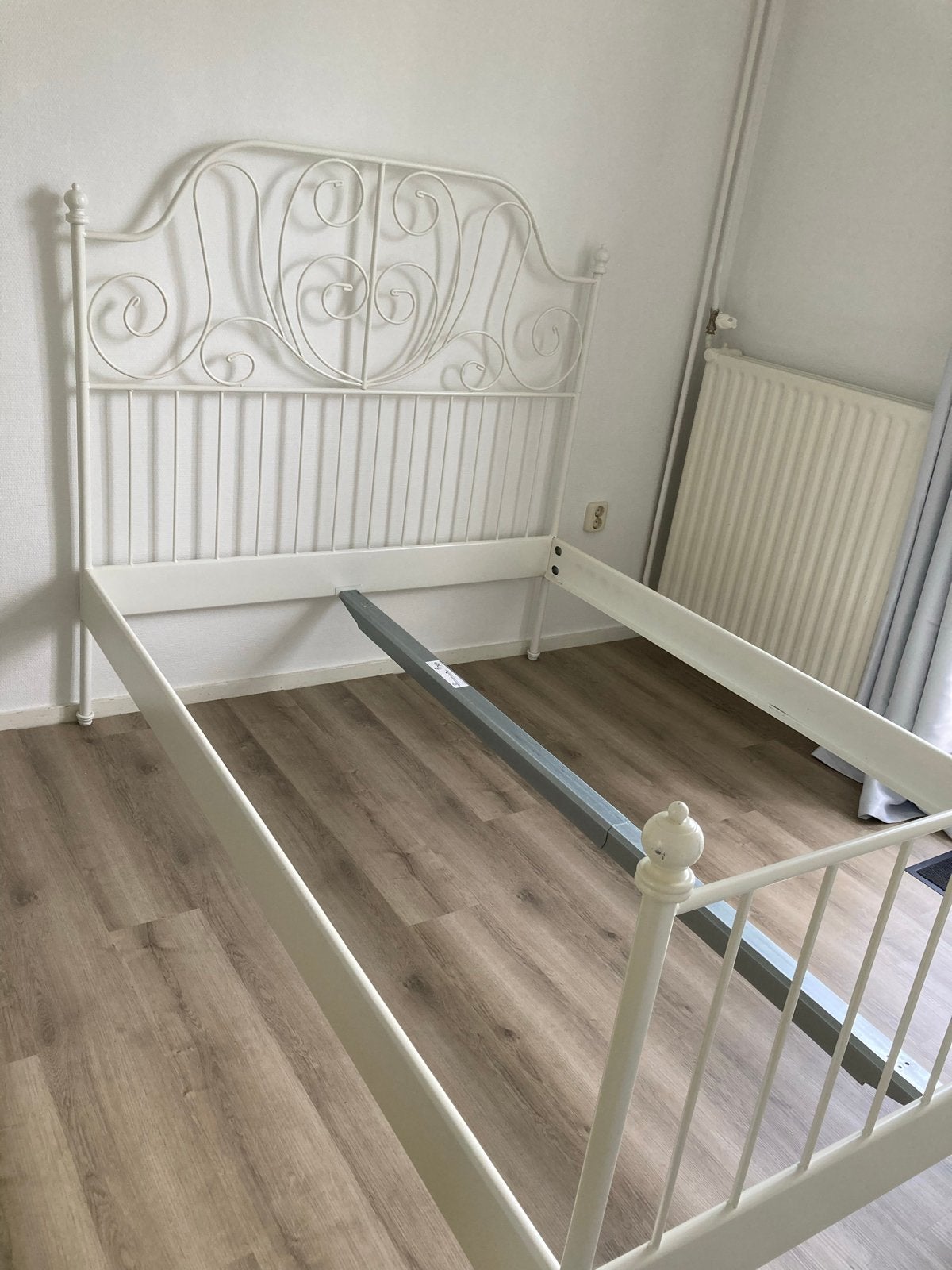 IKEA Leirvik tweepersoonsbed (140x200 cm) wit metaal, Ophalen, Gebruikt, Wit, Tweepersoons